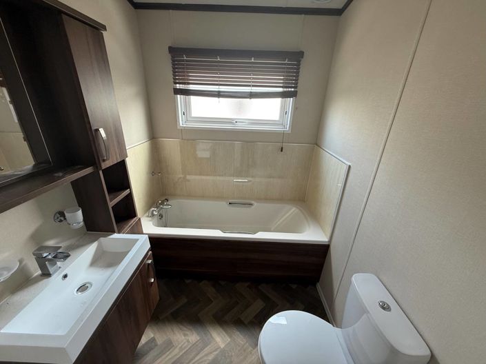 Image No.11-2 Bed Park Home for sale