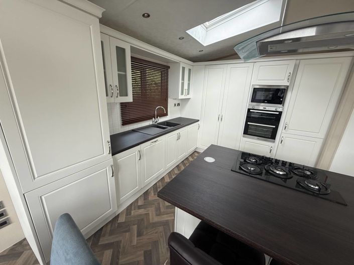 Image No.16-2 Bed Park Home for sale