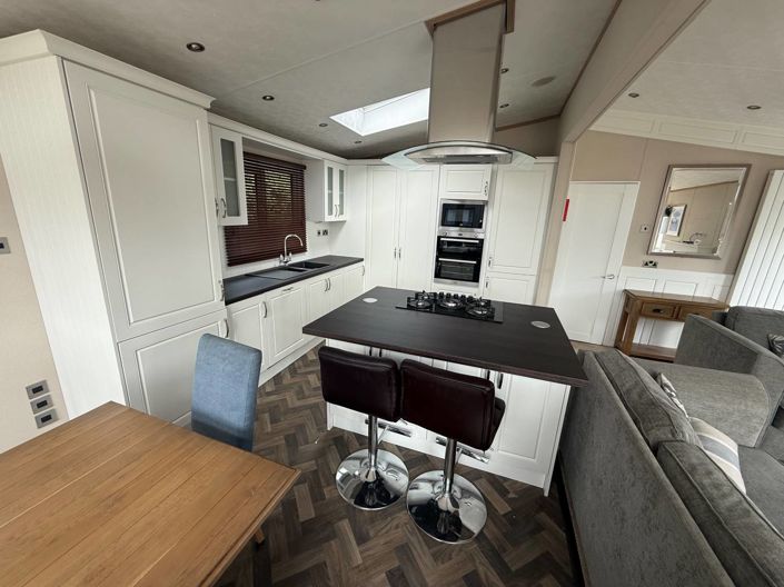 Image No.17-2 Bed Park Home for sale