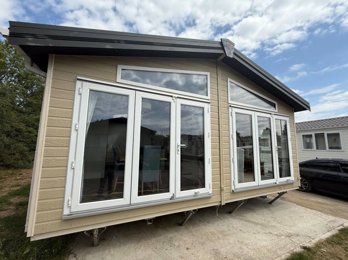 Image No.23-2 Bed Park Home for sale