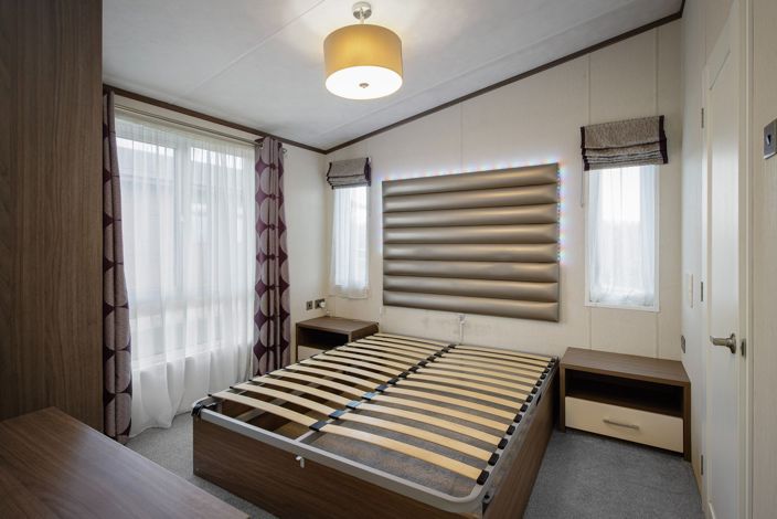 Image No.6-2 Bed Park Home for sale