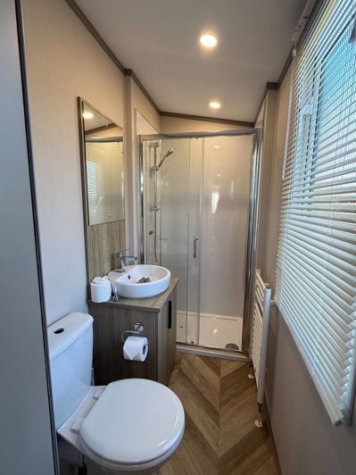 Image No.9-2 Bed Park Home for sale