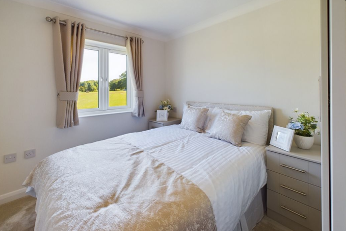 Image No.10-2 Bed Park Home for sale