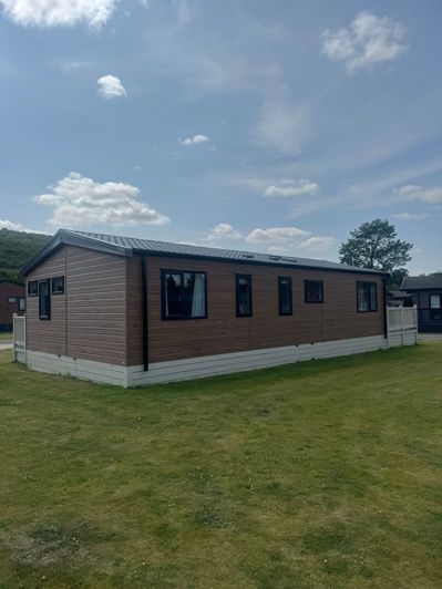 Image No.9-2 Bed Park Home for sale