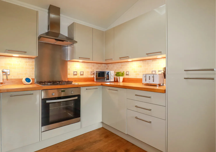 Image No.17-2 Bed Park Home for sale