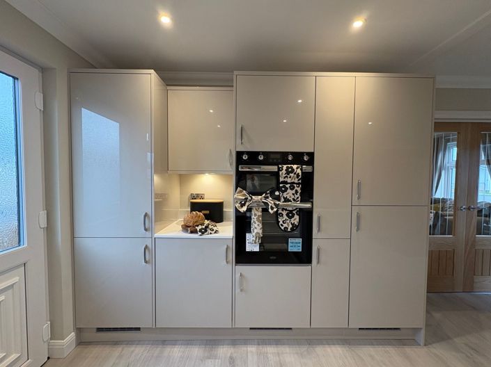 Image No.5-2 Bed Park Home for sale