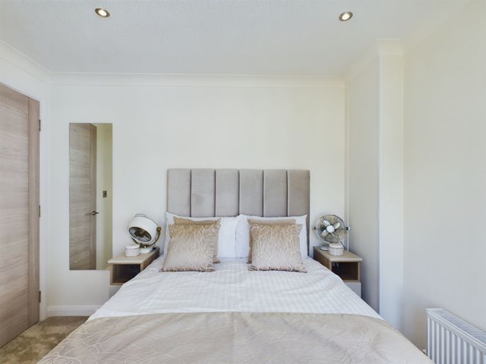 Image No.11-2 Bed Park Home for sale