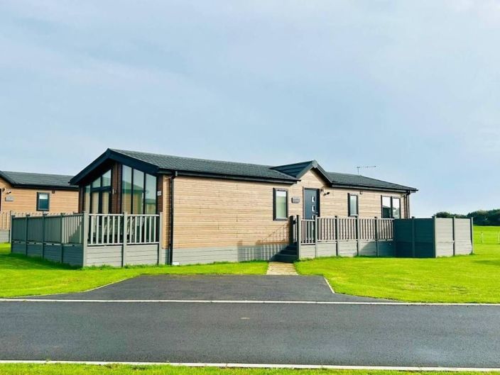 Image No.7-2 Bed Park Home for sale