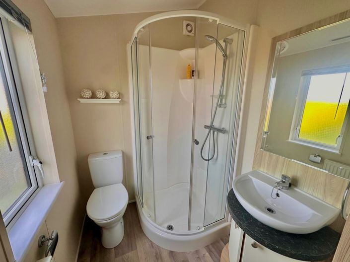 Image No.17-2 Bed Park Home for sale