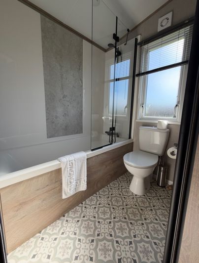 Image No.19-2 Bed Park Home for sale