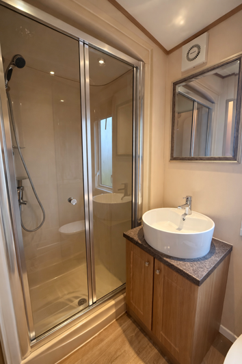 Image No.4-2 Bed Park Home for sale