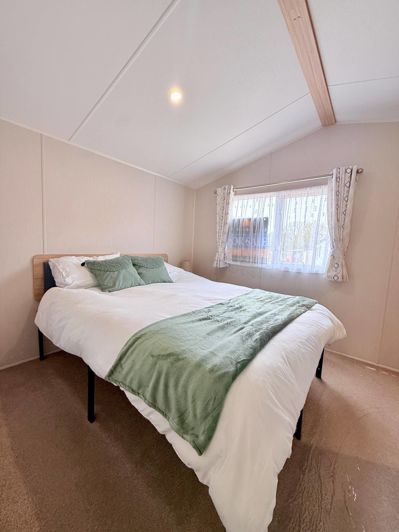 Image No.9-2 Bed Park Home for sale