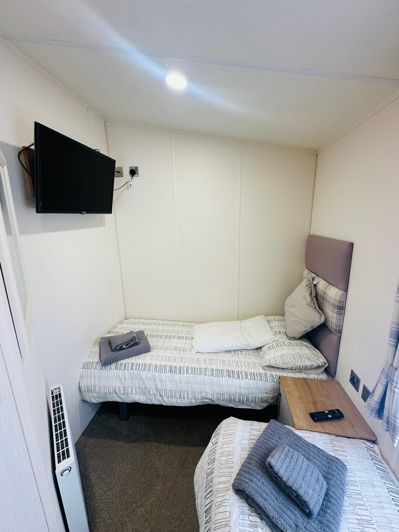 Image No.17-2 Bed Park Home for sale