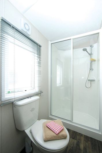 Image No.9-2 Bed Park Home for sale