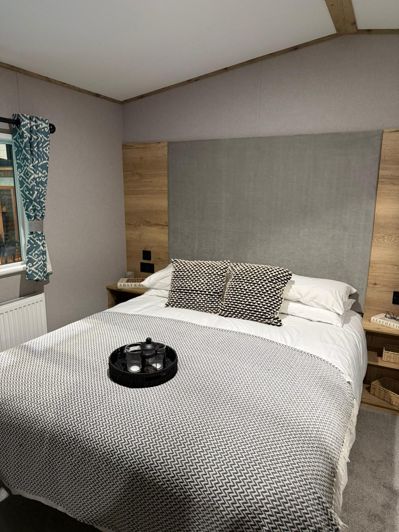 Image No.4-2 Bed Park Home for sale