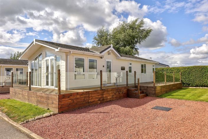 Image No.3-3 Bed Park Home for sale