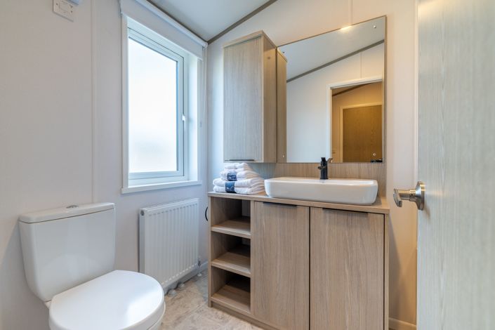 Image No.19-2 Bed Park Home for sale