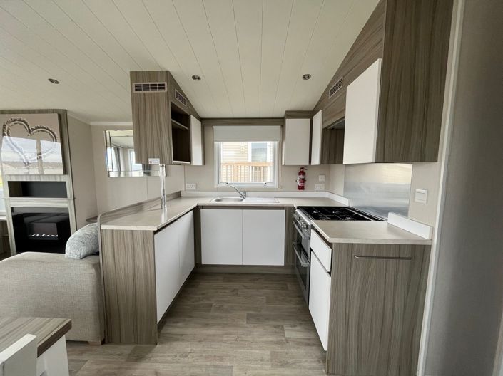 Image No.6-3 Bed Park Home for sale