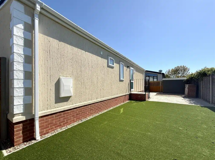 Image No.17-2 Bed Park Home for sale
