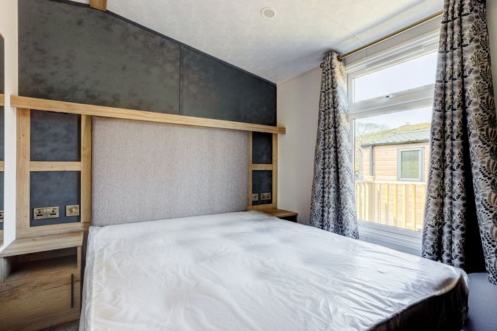 Image No.4-2 Bed Park Home for sale