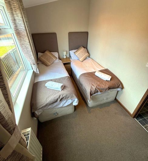 Image No.2-4 Bed Park Home for sale