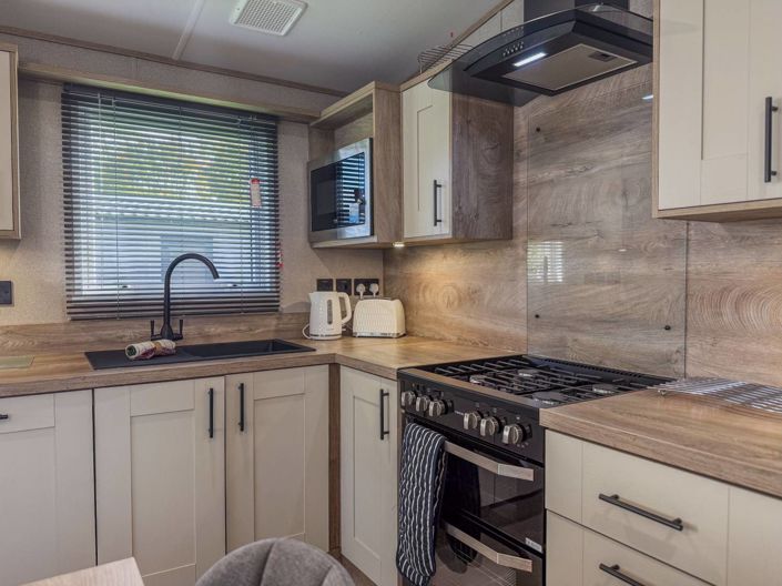 Image No.27-3 Bed Park Home for sale