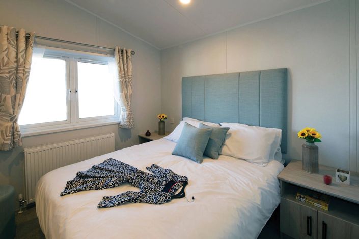 Image No.18-2 Bed Park Home for sale