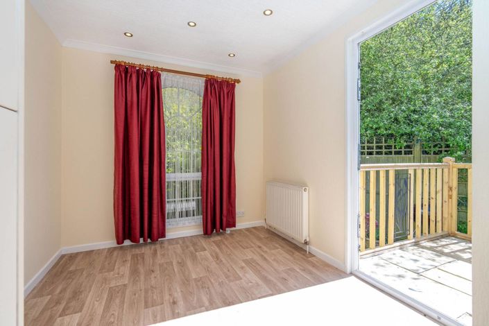 Image No.14-2 Bed Park Home for sale