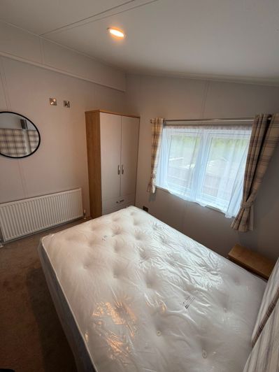 Image No.4-2 Bed Park Home for sale
