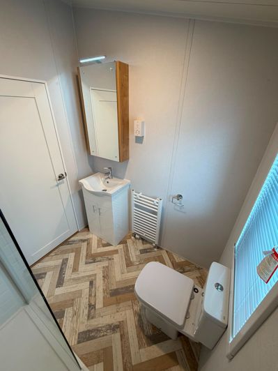 Image No.8-2 Bed Park Home for sale