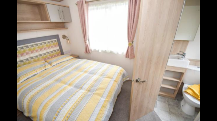 Image No.7-3 Bed Park Home for sale
