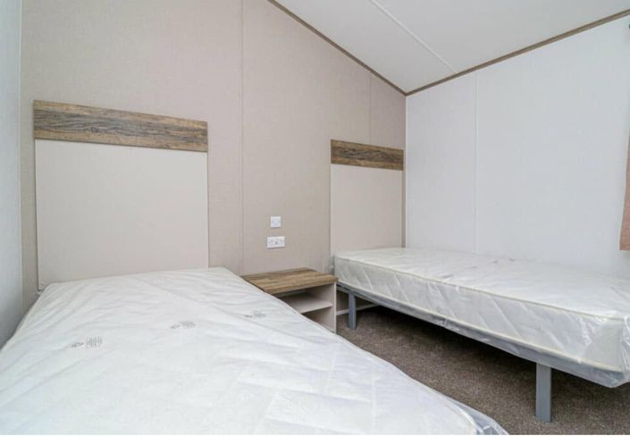 Image No.14-2 Bed Park Home for sale