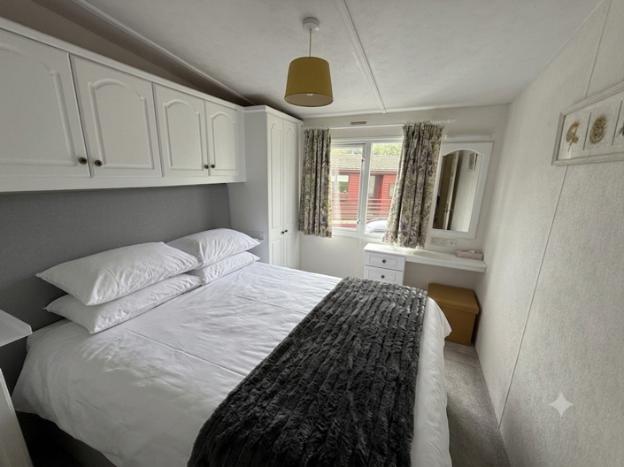 Image No.4-3 Bed Park Home for sale