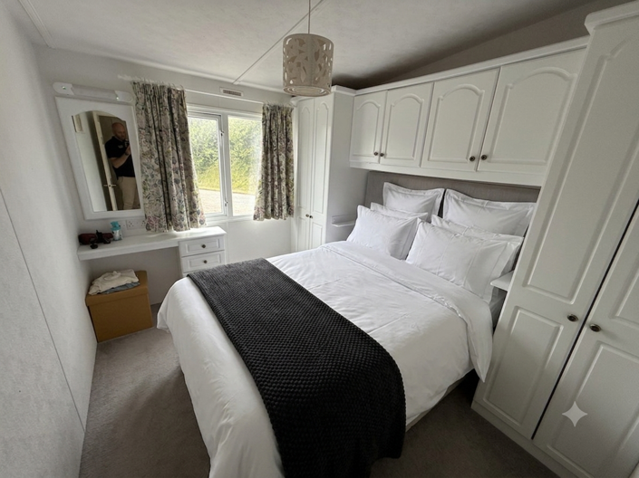 Image No.7-3 Bed Park Home for sale