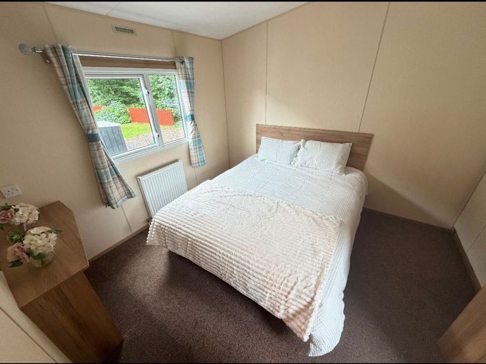 Image No.9-2 Bed Park Home for sale