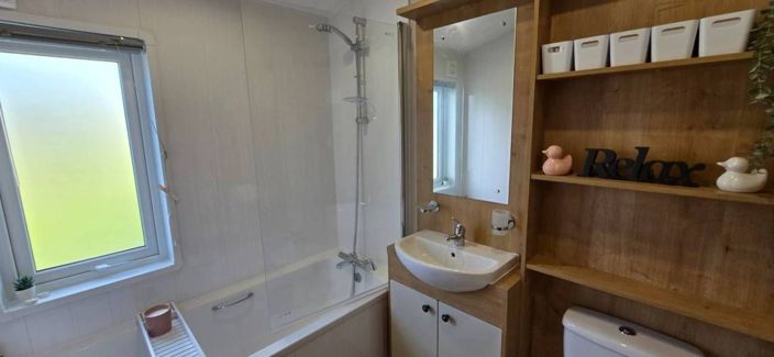 Image No.12-2 Bed Park Home for sale