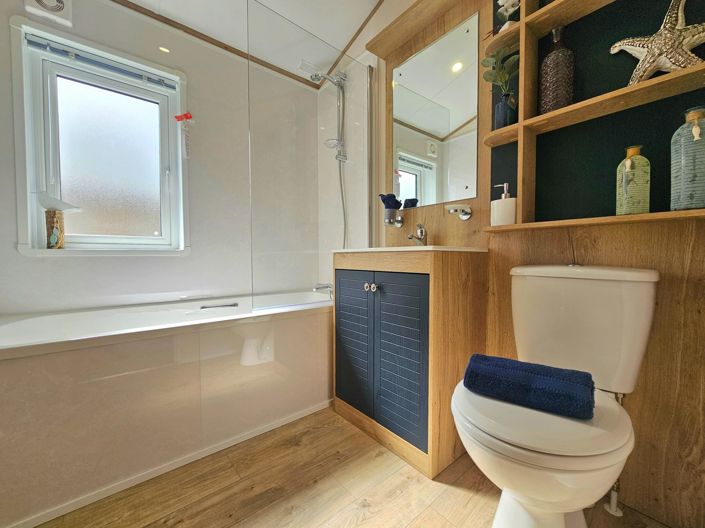 Image No.10-3 Bed Park Home for sale