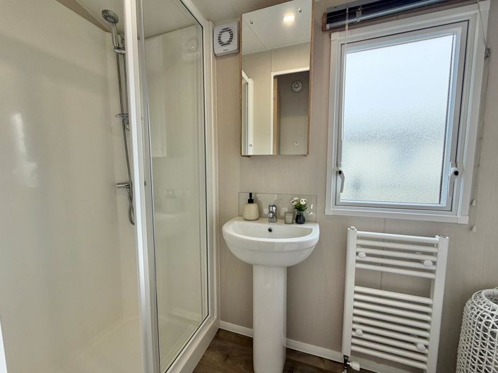 Image No.8-2 Bed Park Home for sale