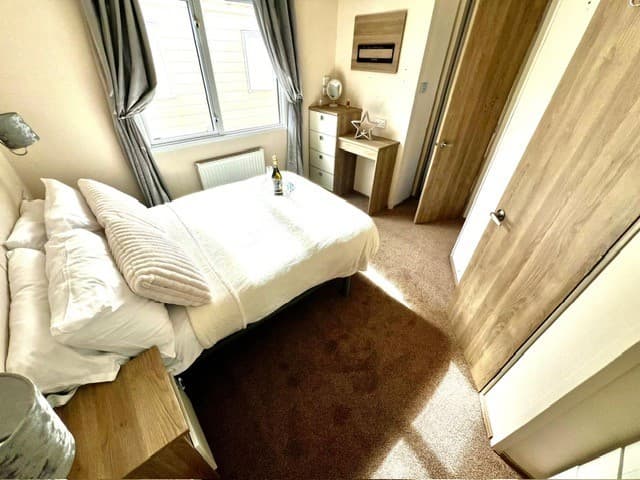 Image No.5-2 Bed Park Home for sale