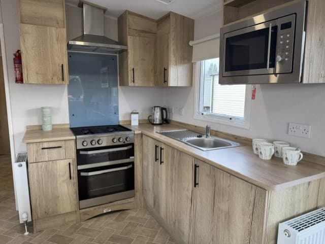 Image No.3-3 Bed Park Home for sale