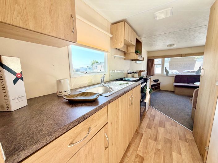 Image No.4-2 Bed Park Home for sale