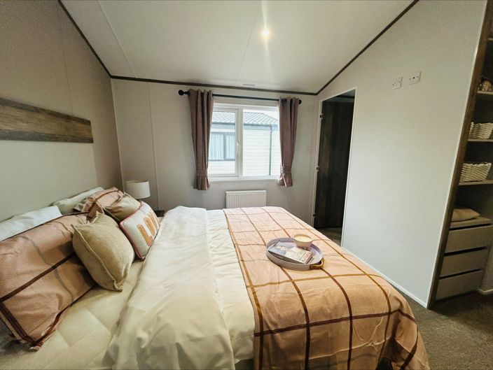 Image No.14-2 Bed Park Home for sale