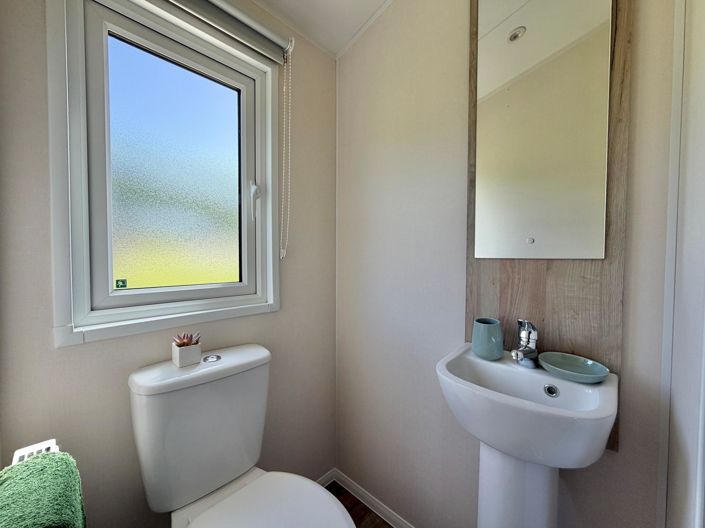 Image No.7-2 Bed Park Home for sale