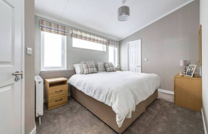 Image No.10-2 Bed Park Home for sale