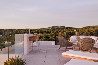 24-rooftop-evening