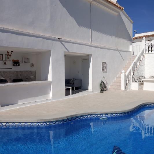 Image No.27-4 Bed Villa / Detached for sale