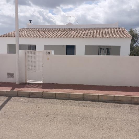 Image No.2-4 Bed Villa / Detached for sale