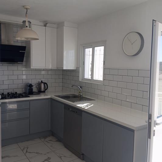 Image No.19-4 Bed Villa / Detached for sale