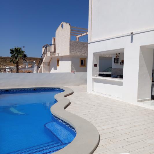 Image No.29-4 Bed Villa / Detached for sale