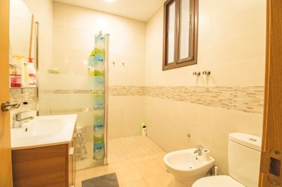 Riogordo-Malaga-Townhouse-Renovation-Bakkery10